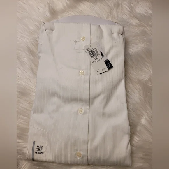 NWT Arrow wrinkle free shirt - Picture 2 of 3